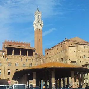 Bed & Breakfast Al Mercato, Siena