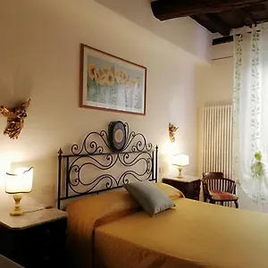 Alojamento de Acomodação e Pequeno-almoço Alle Due Porte, Siena